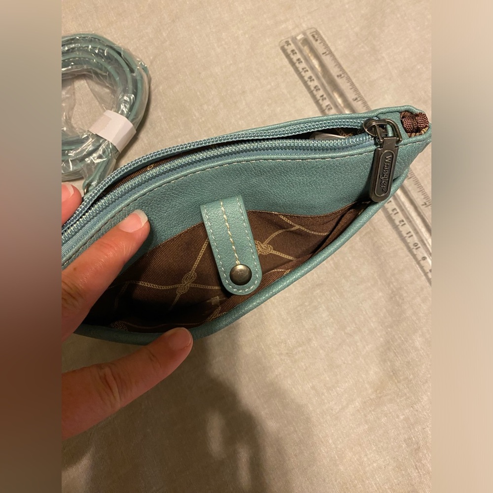 Brand new with tags Wrangler small purse or clutch. - Picture 6 of 8